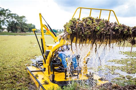 Weedoo TC 3000 Series Aquatic Weed Removal Vessels